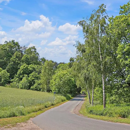 1 Bedroom Pet Friendly In * Poseritz